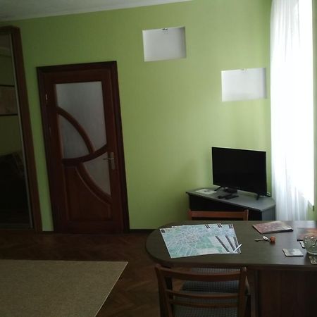 Like a local apartment Leópolis Exterior foto